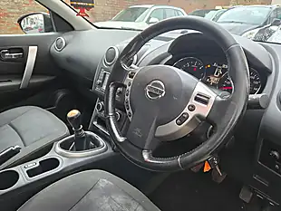 Used 2013 Nissan Qashqai Acenta Black - Interior and Exterior details 13