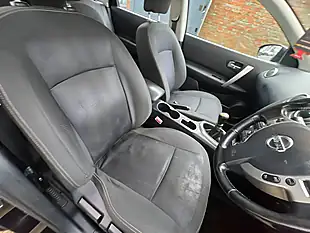 Used 2013 Nissan Qashqai Acenta Black - Interior and Exterior details 15