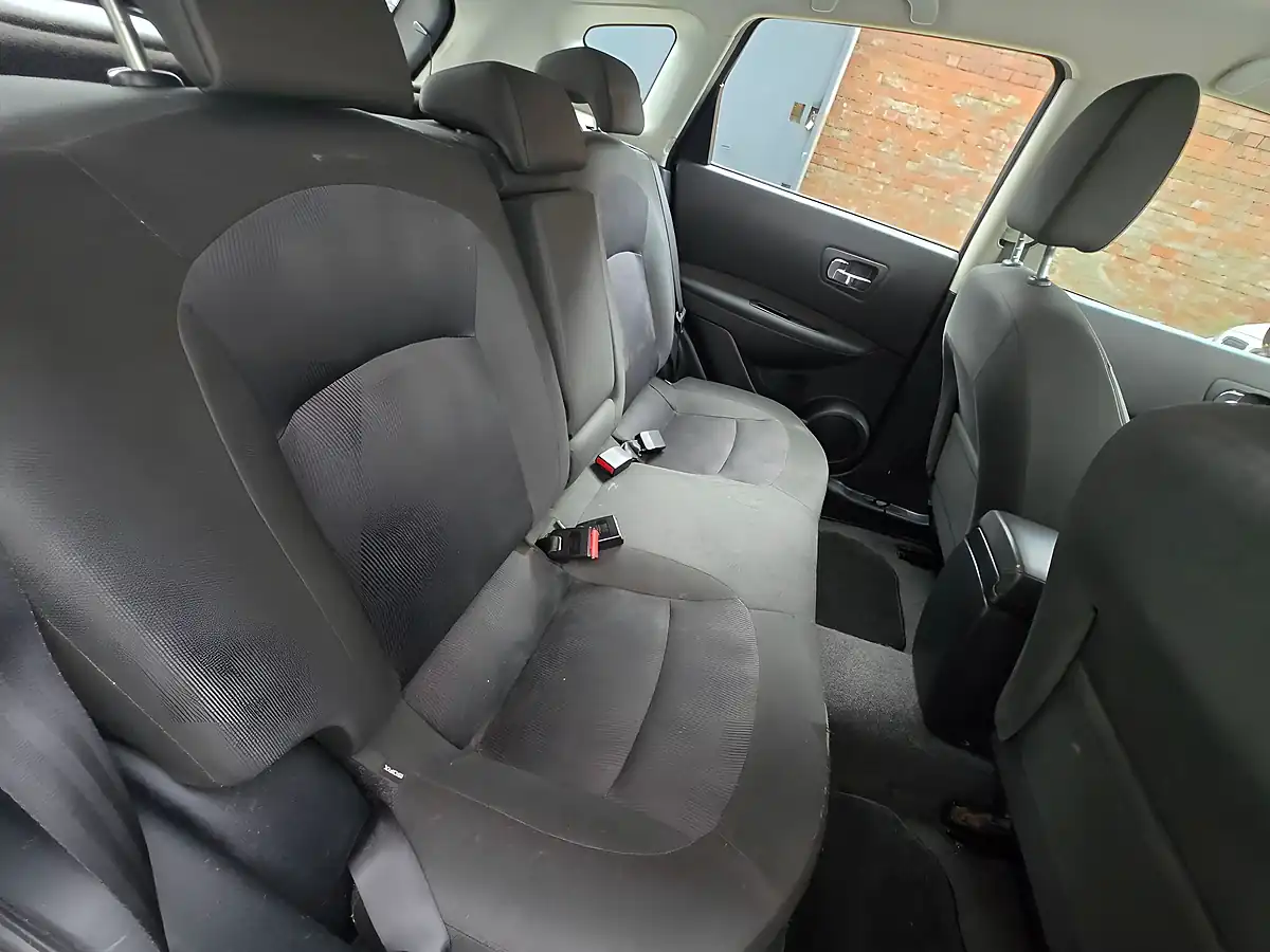 Used 2013 Nissan Qashqai Acenta Black - Interior and Exterior details 17
