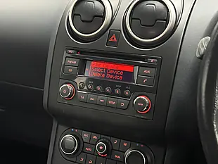 Used 2013 Nissan Qashqai Acenta Black - Interior and Exterior details 19