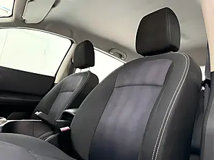 Used 2013 Nissan Qashqai Acenta Black - Interior and Exterior details 3