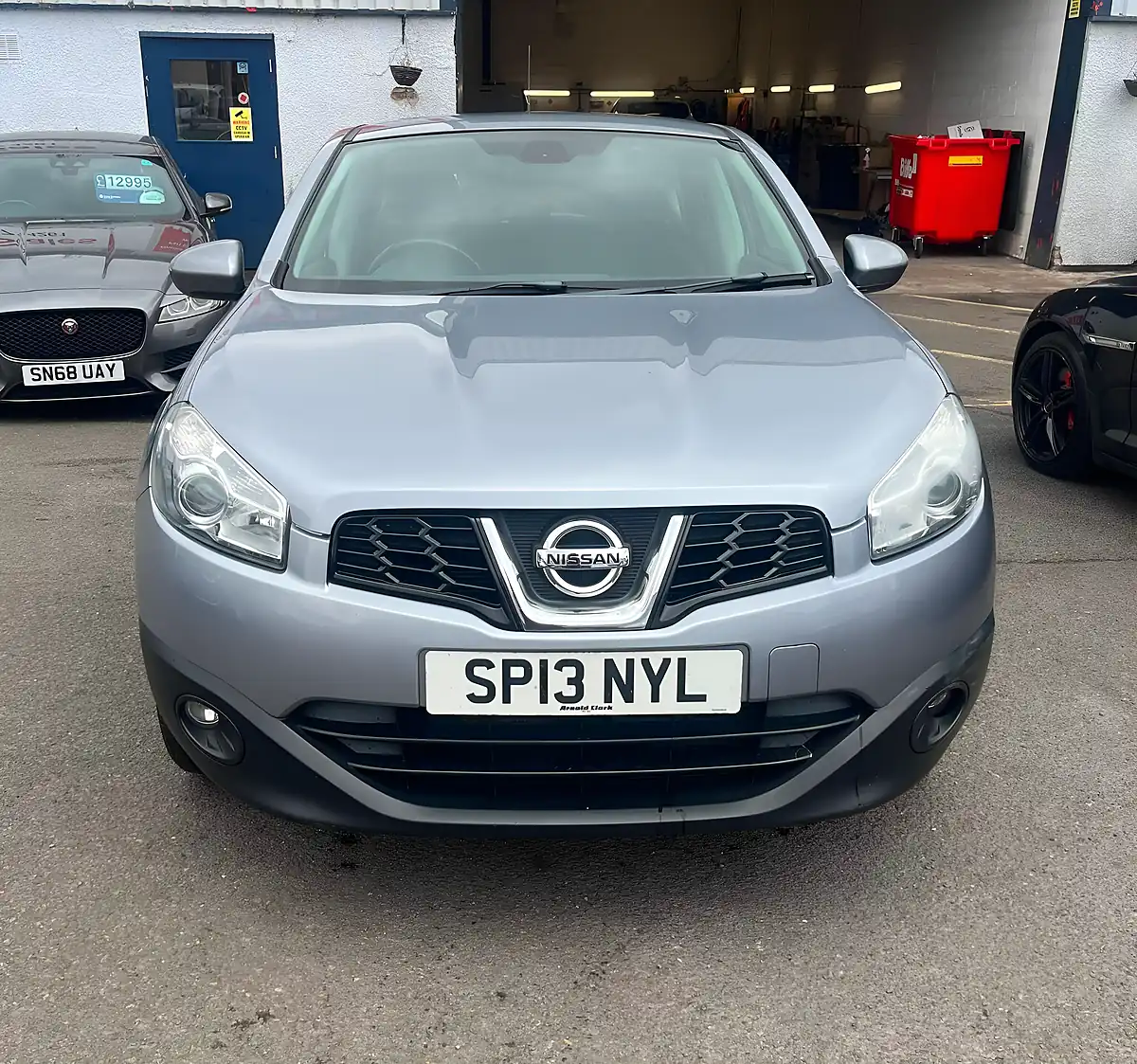 Used 2013 Nissan Qashqai Acenta Grey - Interior and Exterior details 2