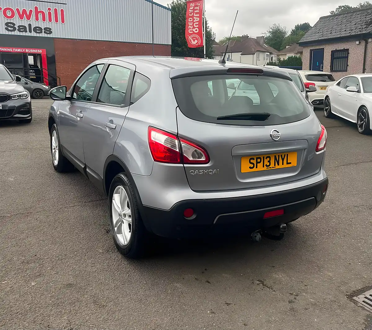 Used 2013 Nissan Qashqai Acenta Grey - Interior and Exterior details 7