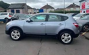 Used 2013 Nissan Qashqai Acenta Grey - Interior and Exterior details 8