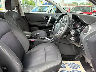Used 2013 Nissan Qashqai Acenta Red - Interior and Exterior details 12