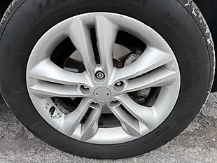 Used 2013 Nissan Qashqai Acenta Silver - Interior and Exterior details 11