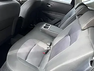 Used 2013 Nissan Qashqai Acenta Silver - Interior and Exterior details 14