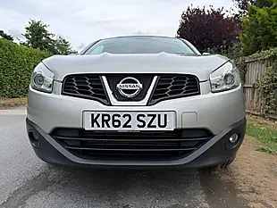 Used 2013 Nissan Qashqai Acenta Silver - Interior and Exterior details 2