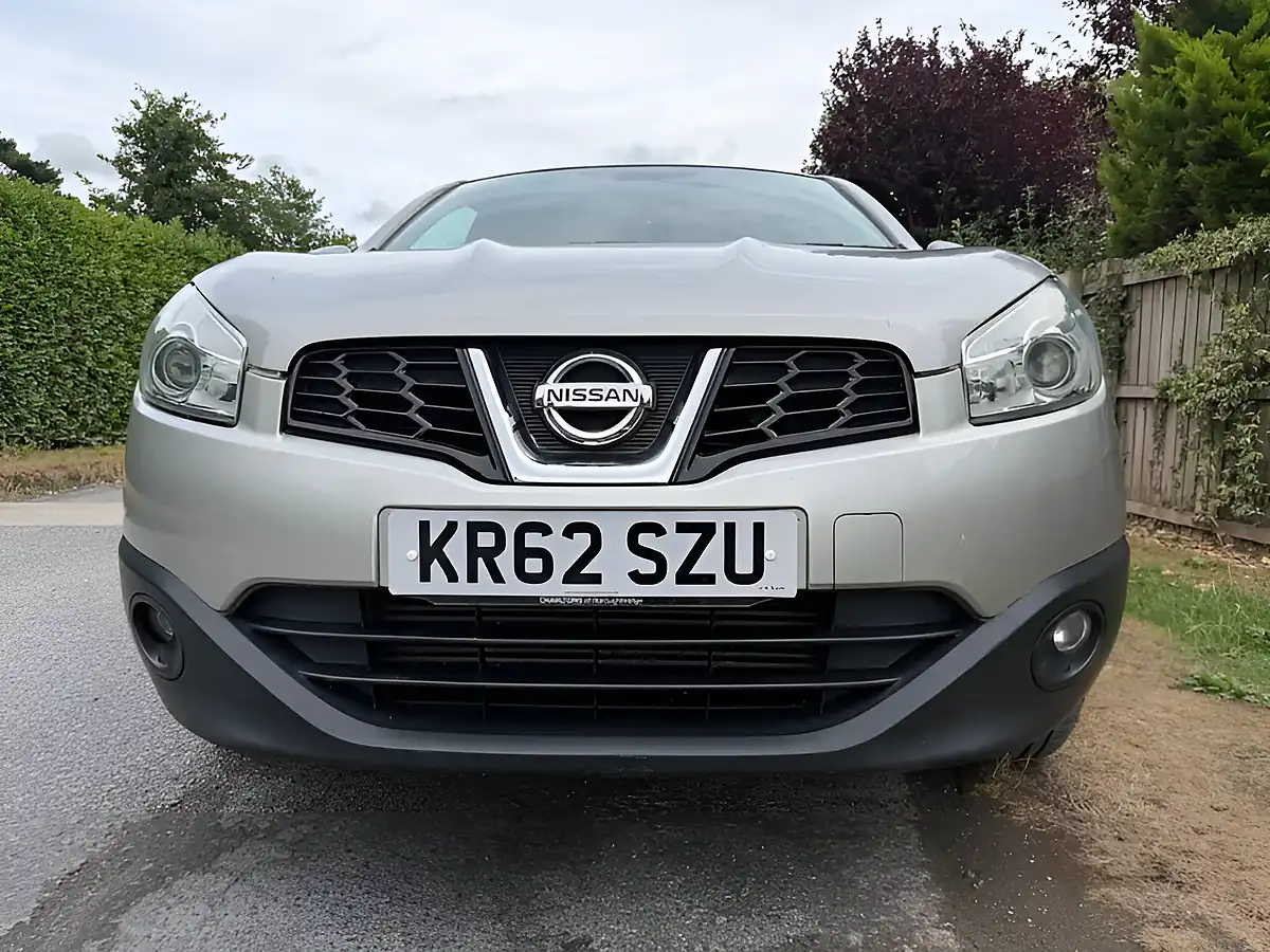 Used 2013 Nissan Qashqai Acenta Silver - Interior and Exterior details 2