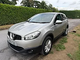Used 2013 Nissan Qashqai Acenta Silver - Interior and Exterior details 9