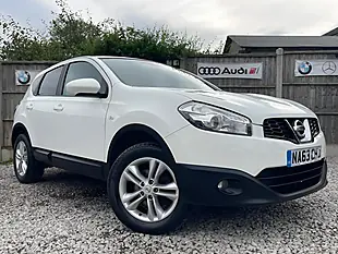 Used 2013 Nissan Qashqai Acenta White - Interior and Exterior details 14