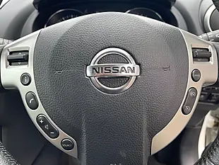 Used 2013 Nissan Qashqai Acenta White - Interior and Exterior details 15