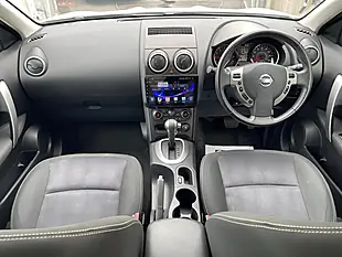 Used 2013 Nissan Qashqai Acenta White - Interior and Exterior details 4