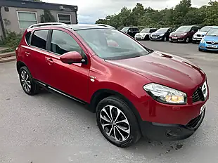 Used 2013 Nissan Qashqai N-Tec+ Red - Interior and Exterior details 9