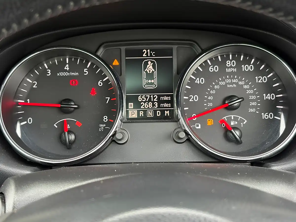 Used 2013 Nissan QASHQAI+2 360 Black - Interior and Exterior details 12