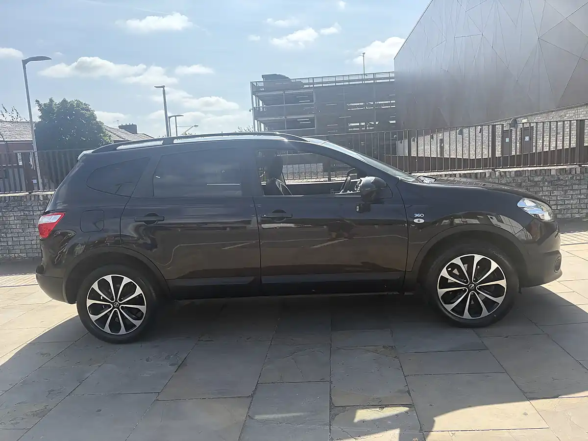 Used 2013 Nissan QASHQAI+2 360 Black - Interior and Exterior details 2