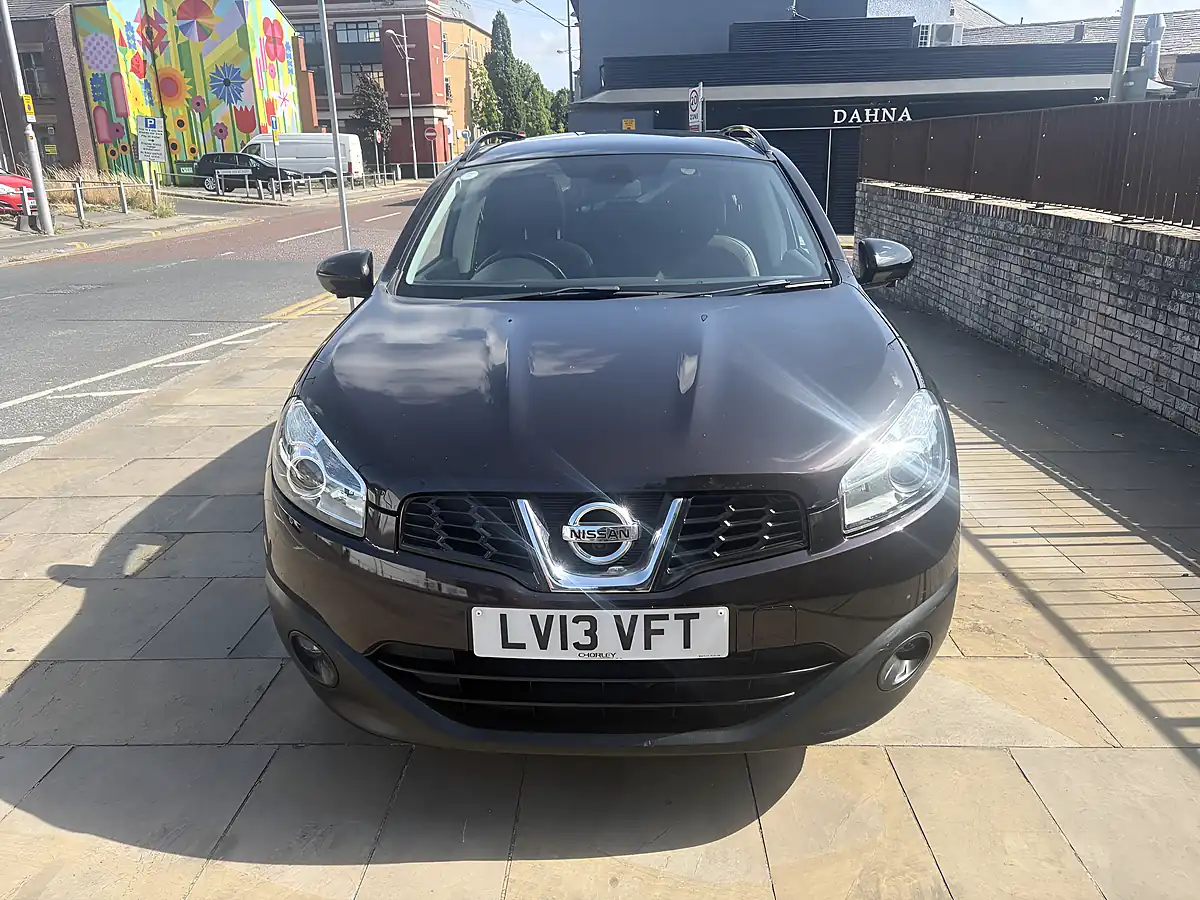 Used 2013 Nissan QASHQAI+2 360 Black - Interior and Exterior details 7