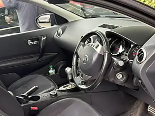 Used 2013 Nissan QASHQAI+2 360 Black - Interior and Exterior details 8