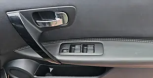 Used 2013 Nissan Qashqai+2 360 Black - Interior and Exterior details 10