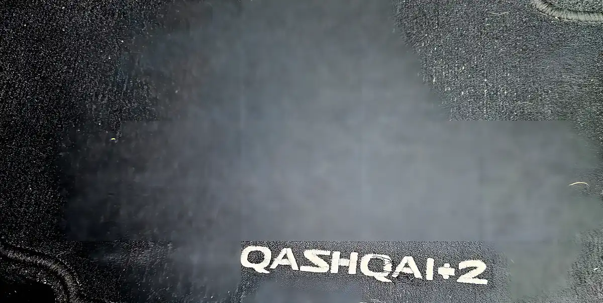 Used 2013 Nissan Qashqai+2 360 Black - Interior and Exterior details 17