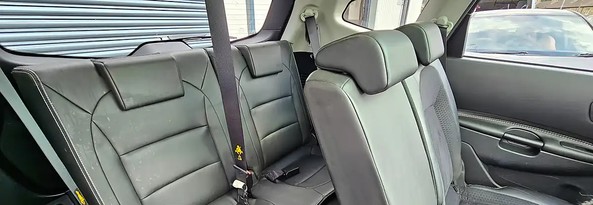 Used 2013 Nissan Qashqai+2 360 Black - Interior and Exterior details 20