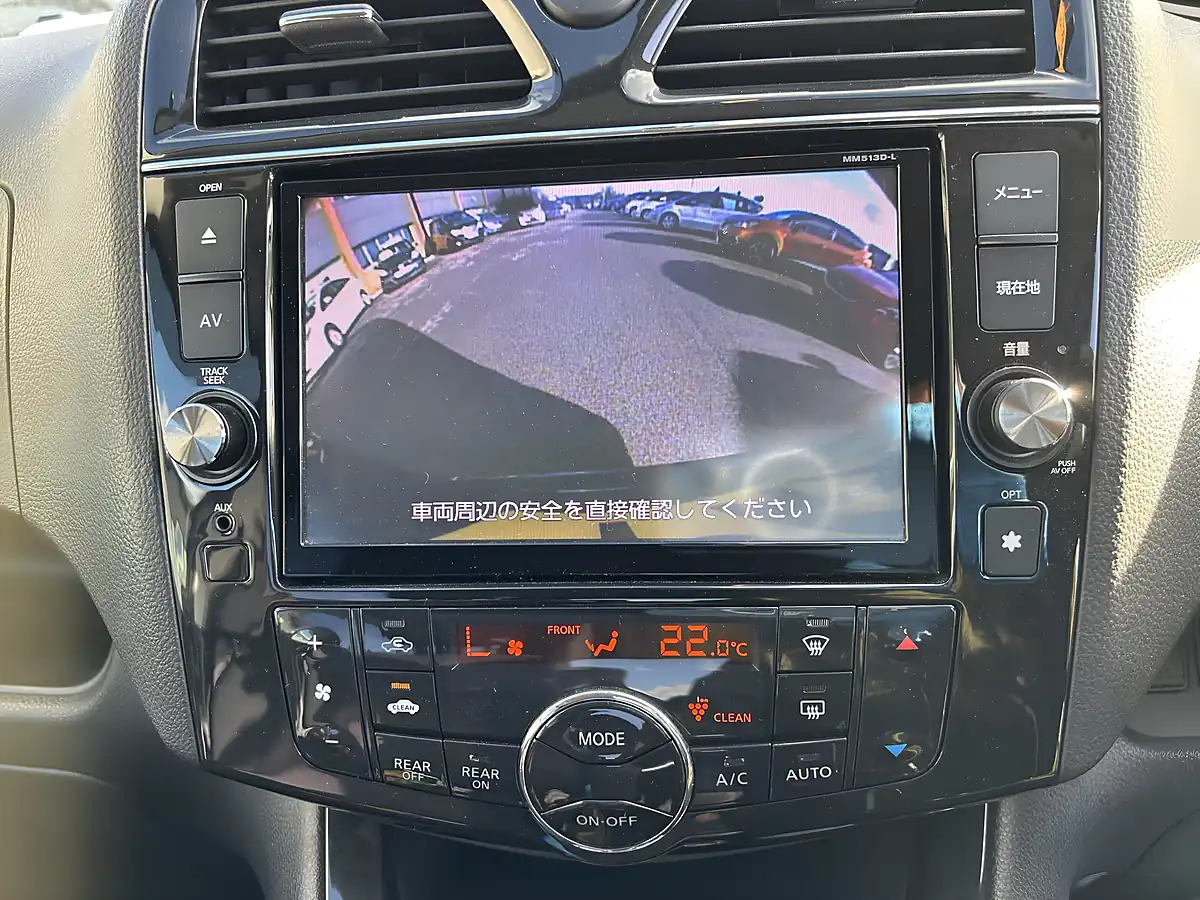Used 2013 Nissan Serena Black - Interior and Exterior details 11
