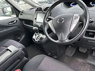 Used 2013 Nissan Serena Black - Interior and Exterior details 7