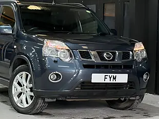 Used 2013 Nissan X-Trail Tekna Blue - Interior and Exterior details 18