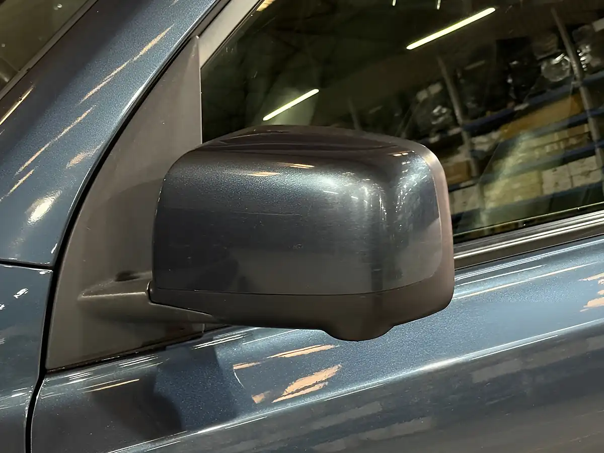 Used 2013 Nissan X-Trail Tekna Blue - Interior and Exterior details 19