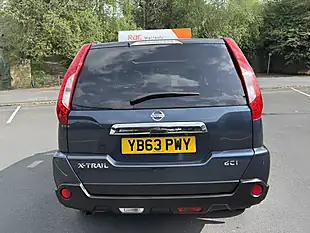 Used 2013 Nissan X-Trail Tekna Blue - Interior and Exterior details 17