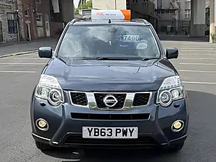 Used 2013 Nissan X-Trail Tekna Blue - Interior and Exterior details 4