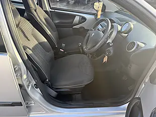 Used 2013 Peugeot 107 5-door Silver - Interior and Exterior details 11