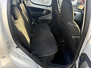 Used 2013 Peugeot 107 5-door Silver - Interior and Exterior details 13