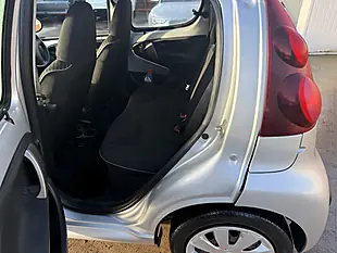Used 2013 Peugeot 107 5-door Silver - Interior and Exterior details 14