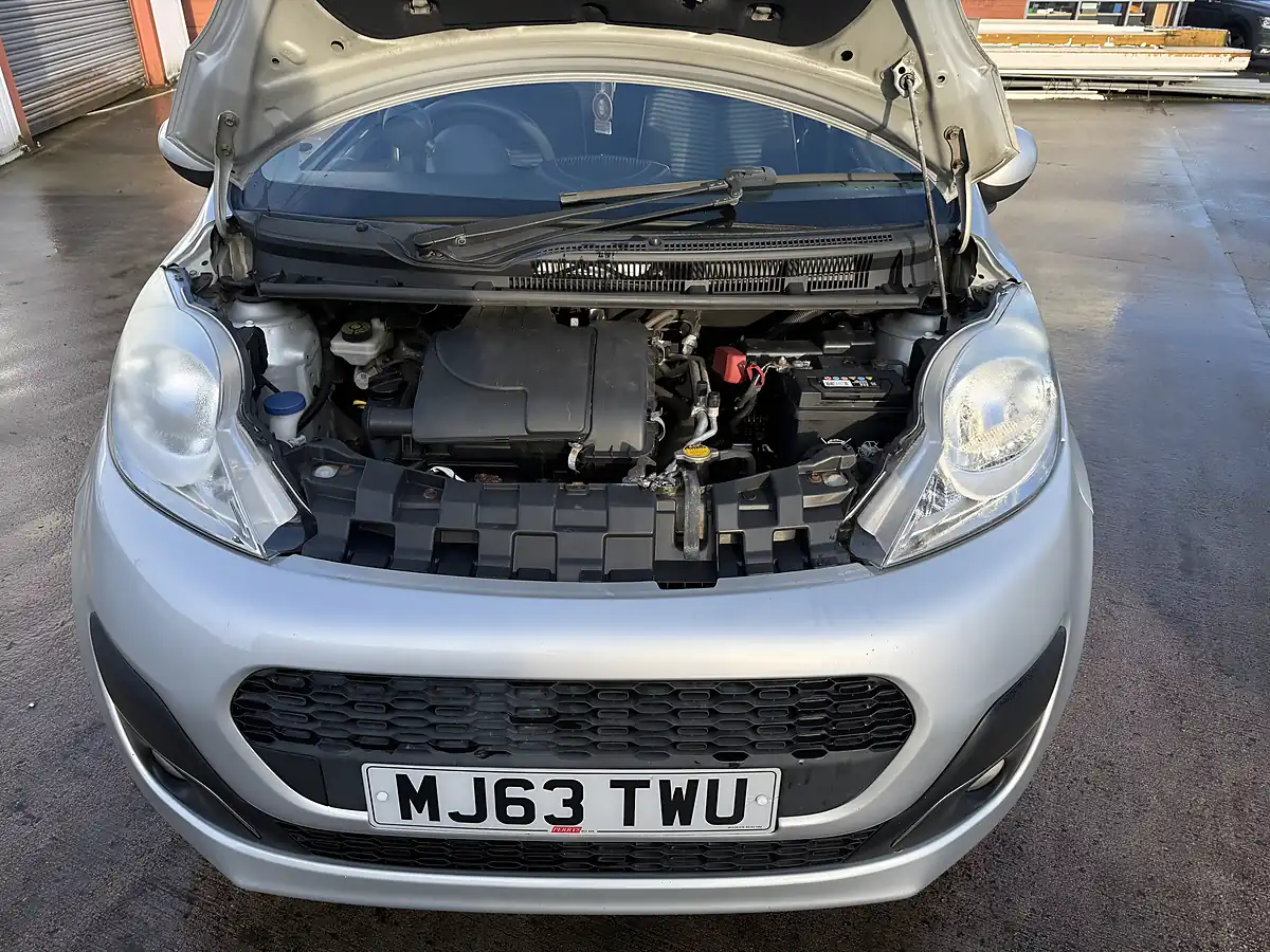 Used 2013 Peugeot 107 5-door Silver - Interior and Exterior details 16