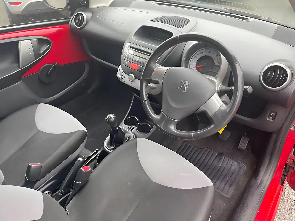 Used 2013 Peugeot 107 Access Red - Interior and Exterior details 9