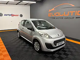 Used 2013 Peugeot 107 Access Silver - Interior and Exterior details 4