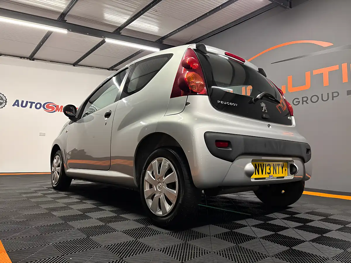 Used 2013 Peugeot 107 Access Silver - Interior and Exterior details 6
