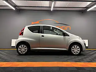 Used 2013 Peugeot 107 Access Silver - Interior and Exterior details 9