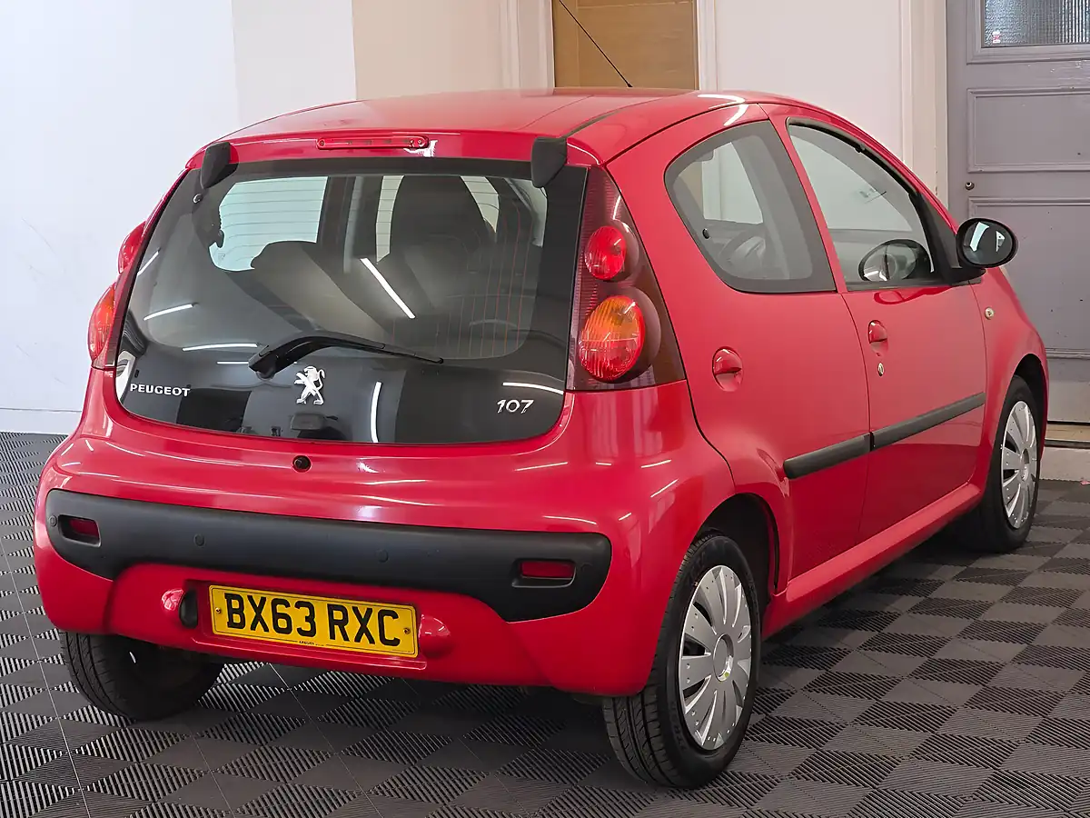 Used 2013 Peugeot 107 Active 2 Red - Interior and Exterior details 4