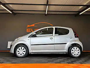 Used 2013 Peugeot 107 Active Silver - Interior and Exterior details 6