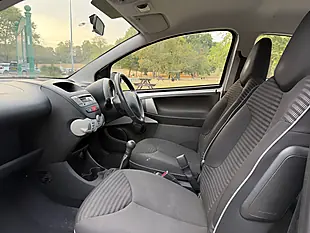 Used 2013 Peugeot 107 Active Silver - Interior and Exterior details 15