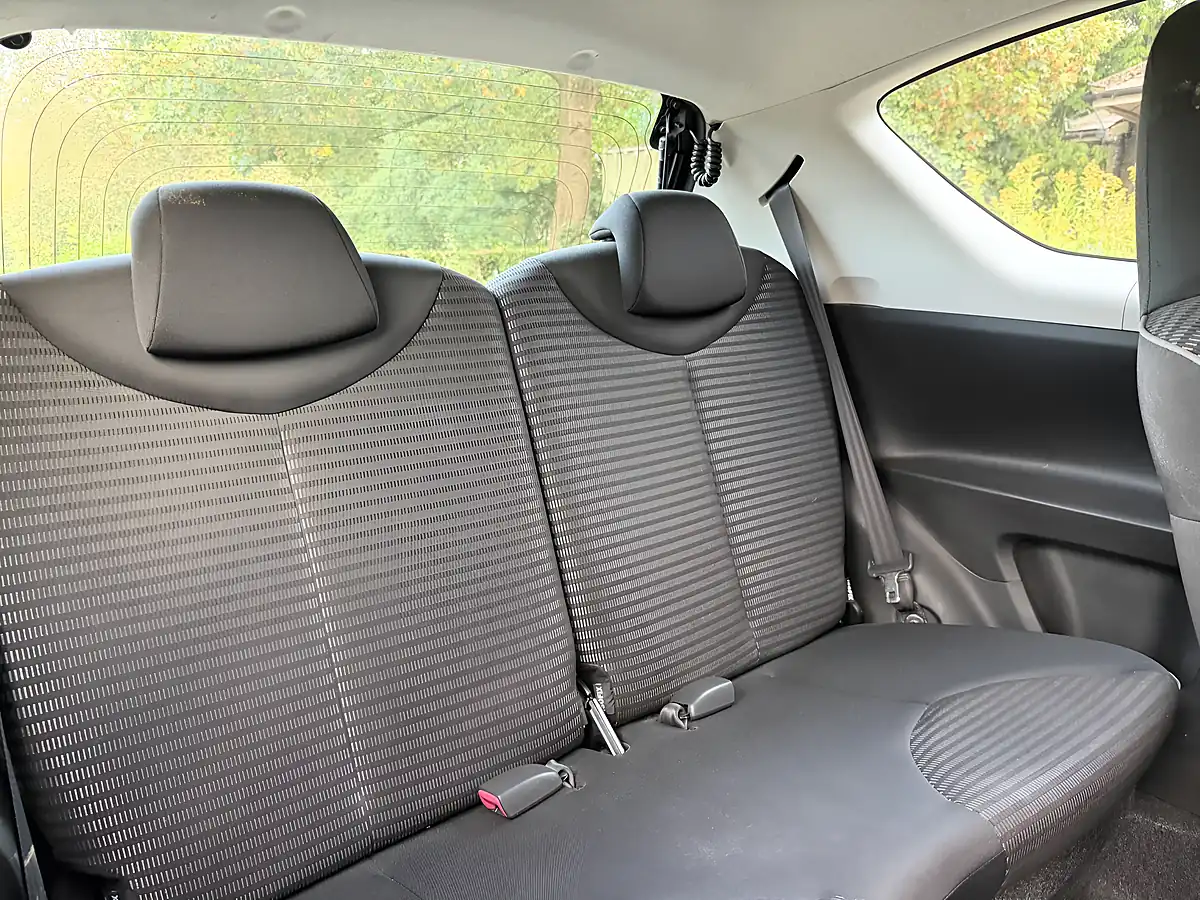 Used 2013 Peugeot 107 Active Silver - Interior and Exterior details 17