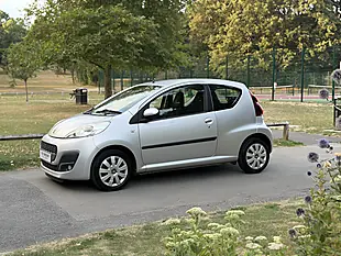 Used 2013 Peugeot 107 Active Silver - Interior and Exterior details 5