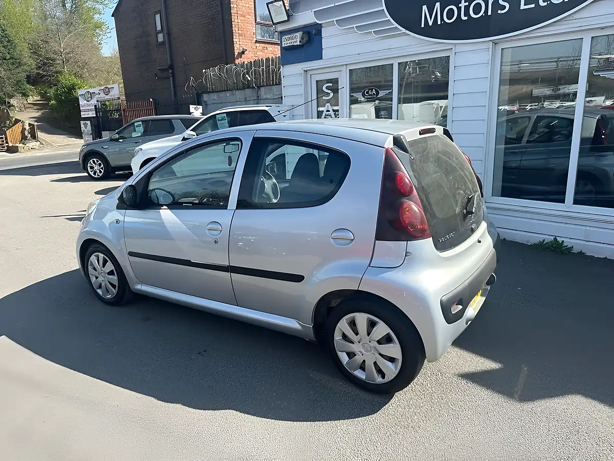 Used 2013 Peugeot 107 Active Silver - Interior and Exterior details 5