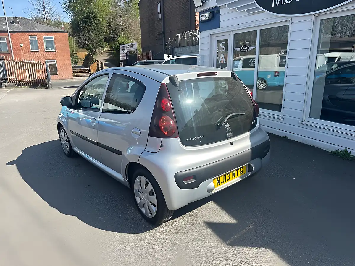 Used 2013 Peugeot 107 Active Silver - Interior and Exterior details 6