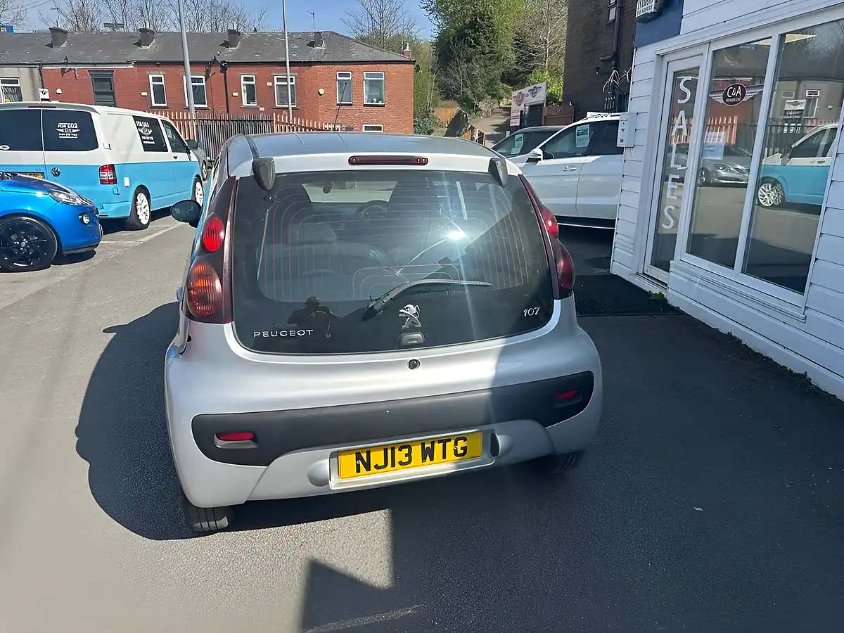 Used 2013 Peugeot 107 Active Silver - Interior and Exterior details 7