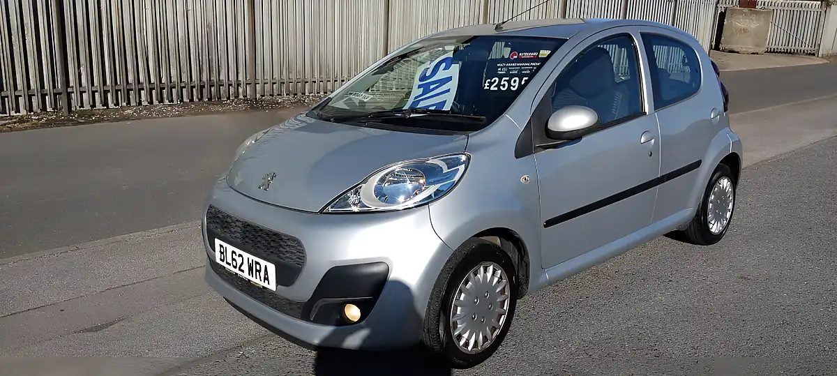 Used 2013 Peugeot 107 Active Silver - Interior and Exterior details 6