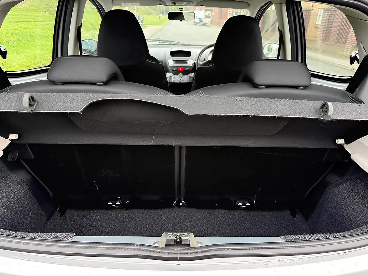 Used 2013 Peugeot 107 Active Silver - Interior and Exterior details 12