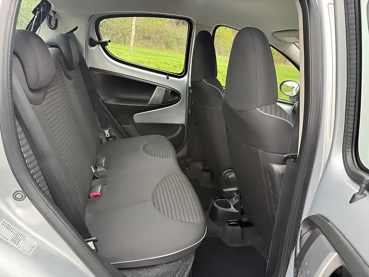 Used 2013 Peugeot 107 Active Silver - Interior and Exterior details 13